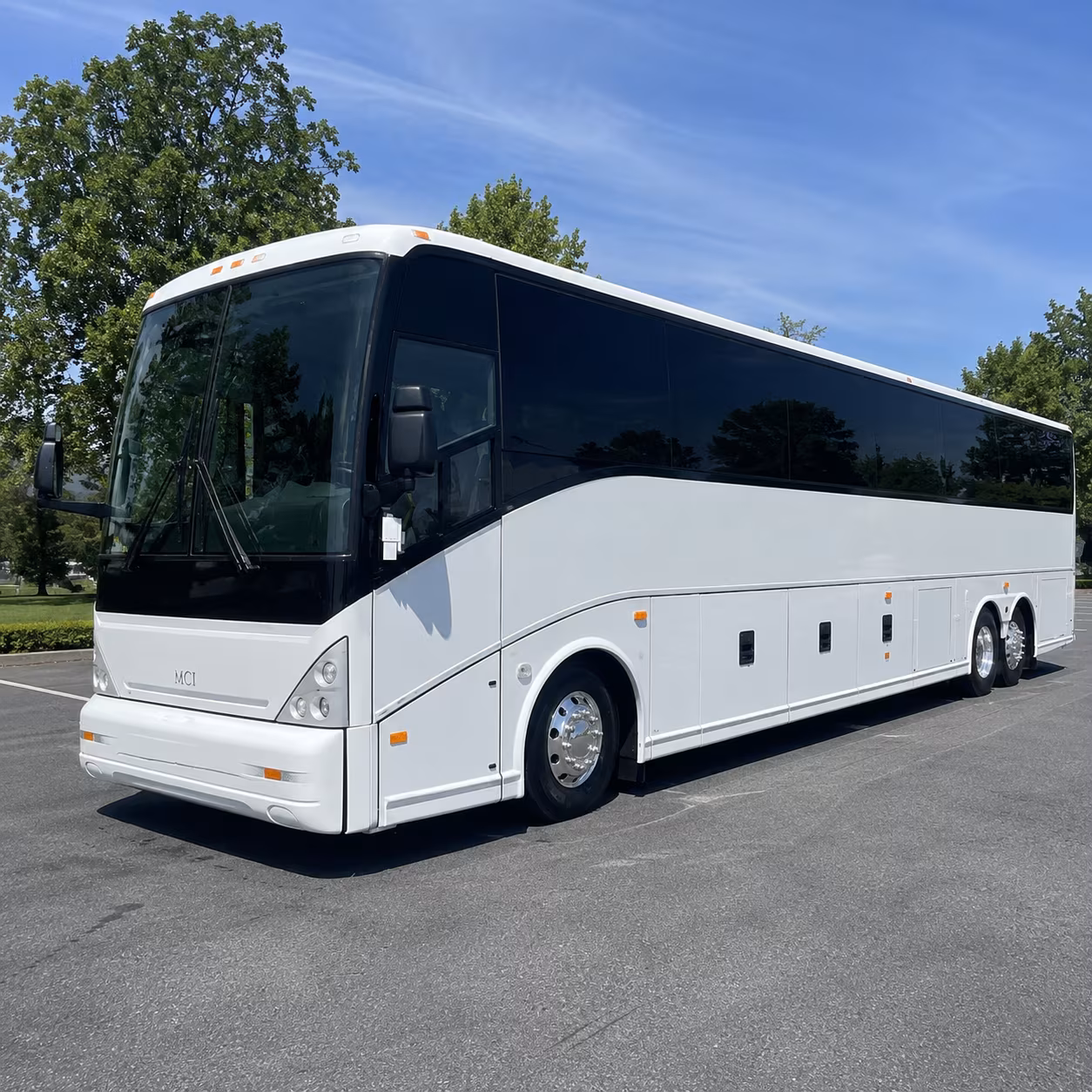 bus rental options for woodbury trips