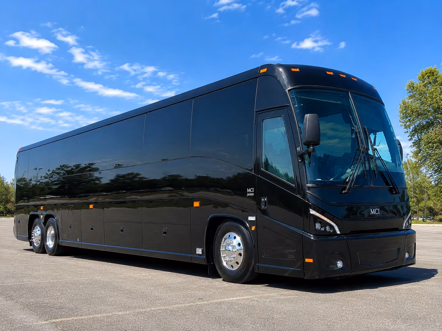 handle every leg of a multi day woodbury wedding weekend with one bus
