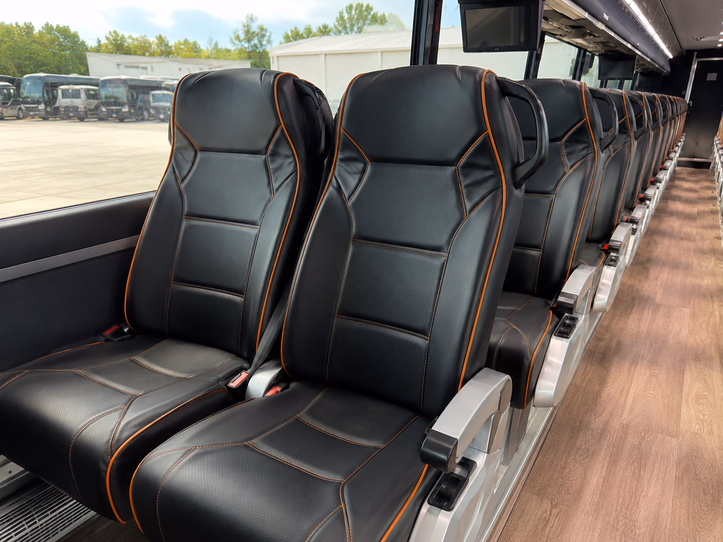 how the type of bus you choose changes the price in woodbury minnesota