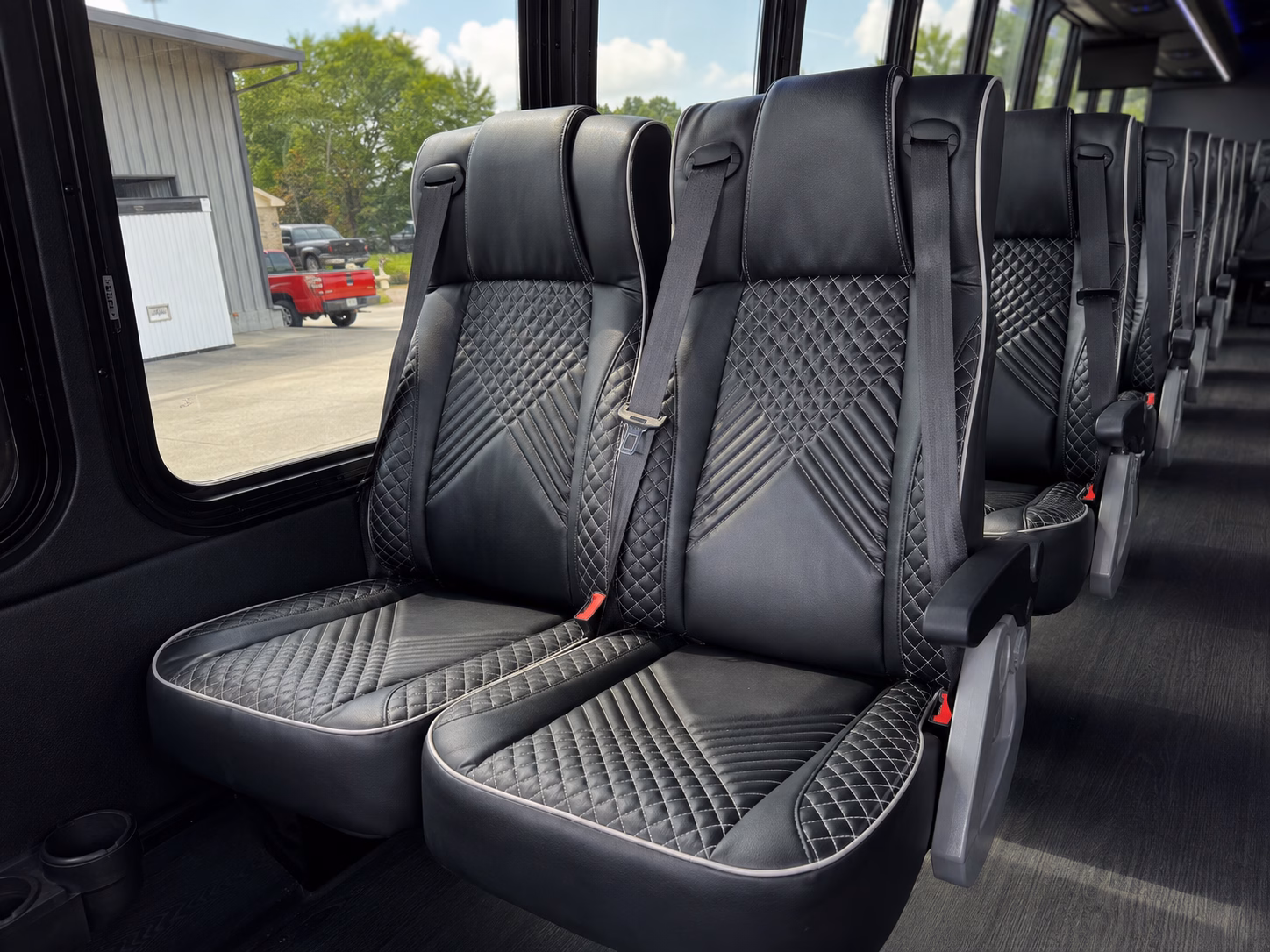 party buses for bachelorette wine tours in woodbury