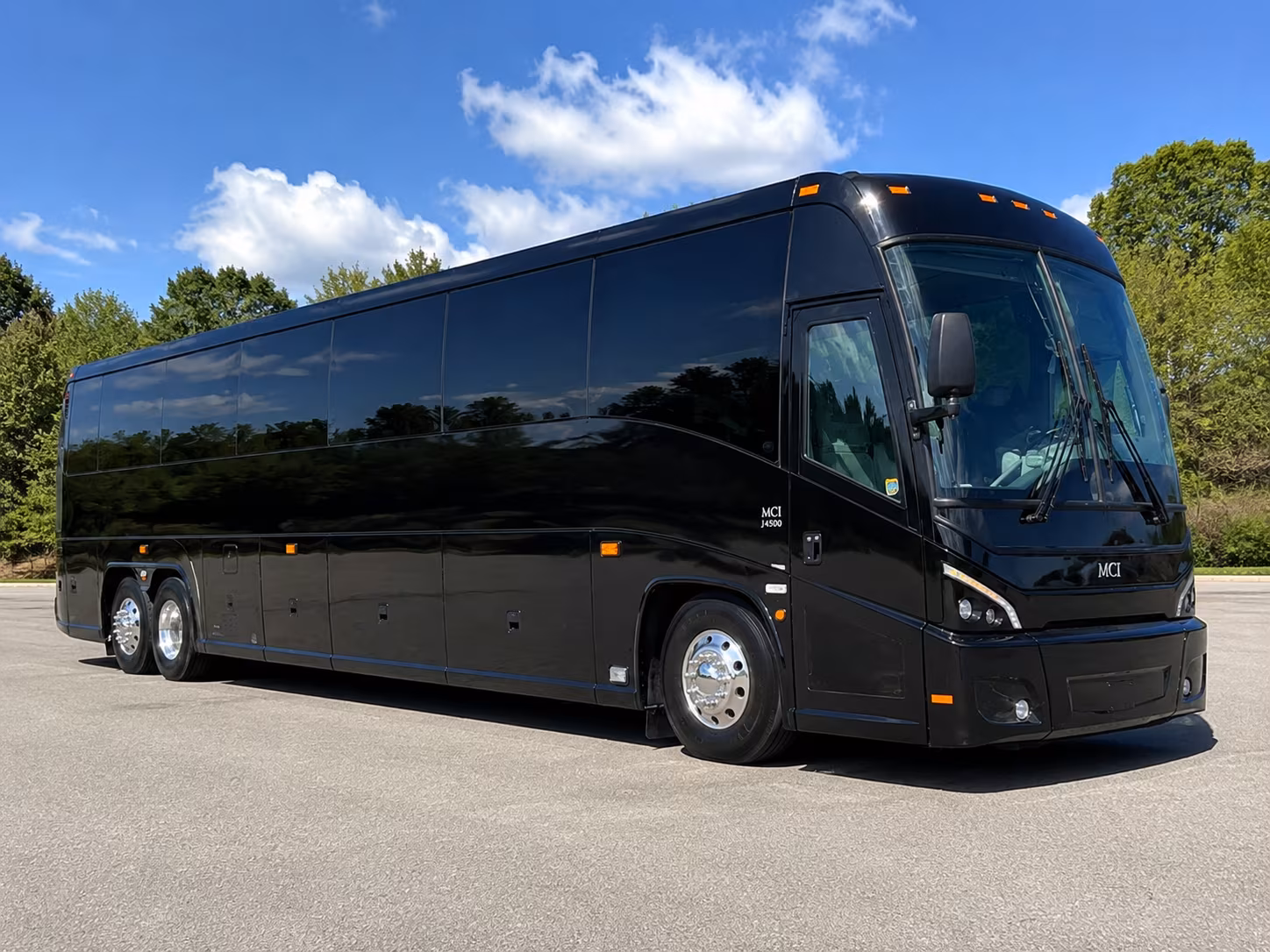 shuttle your guests between woodbury hotels and your saint paul or stillwater venue