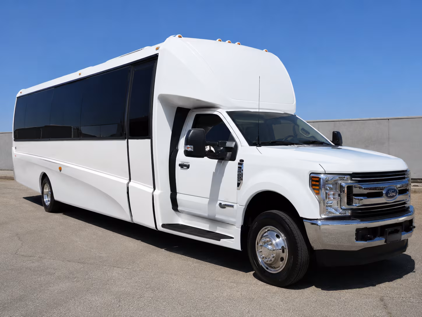 woodbury prom transportation onboard seating