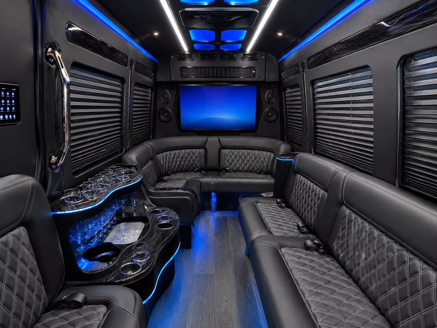 woodbury wedding corporate event shuttle buses